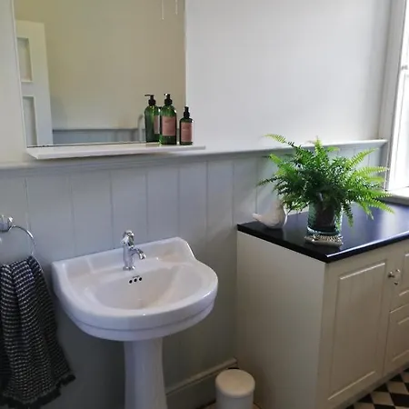 Next Door At Broomfield House Dom wakacyjny Midleton