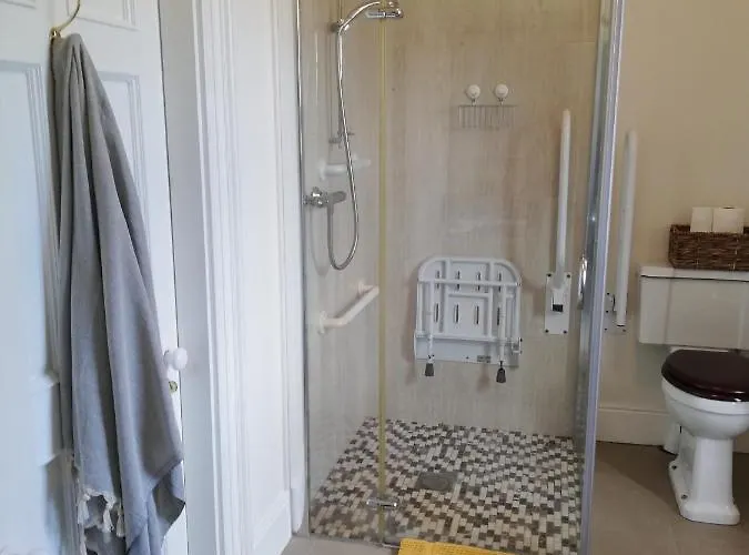 Next Door At Broomfield House Casa vacanze Midleton