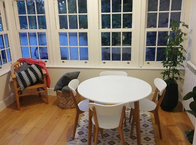 Next Door At Broomfield House Casa vacanze *